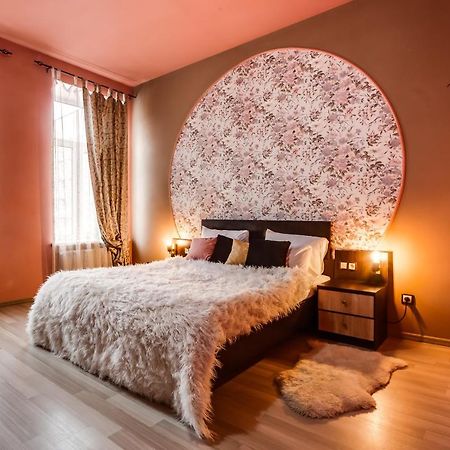 Апартаменти В Центрі Львова Leopoli Esterno foto